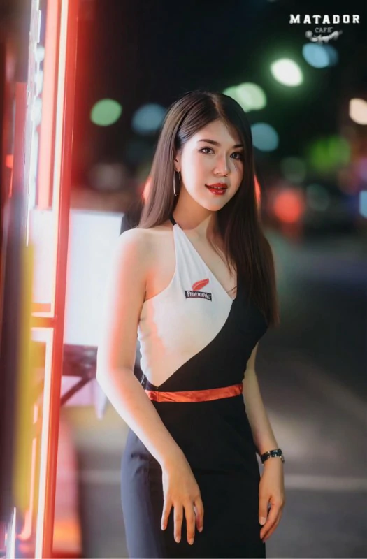 Nook Menow Instagram 